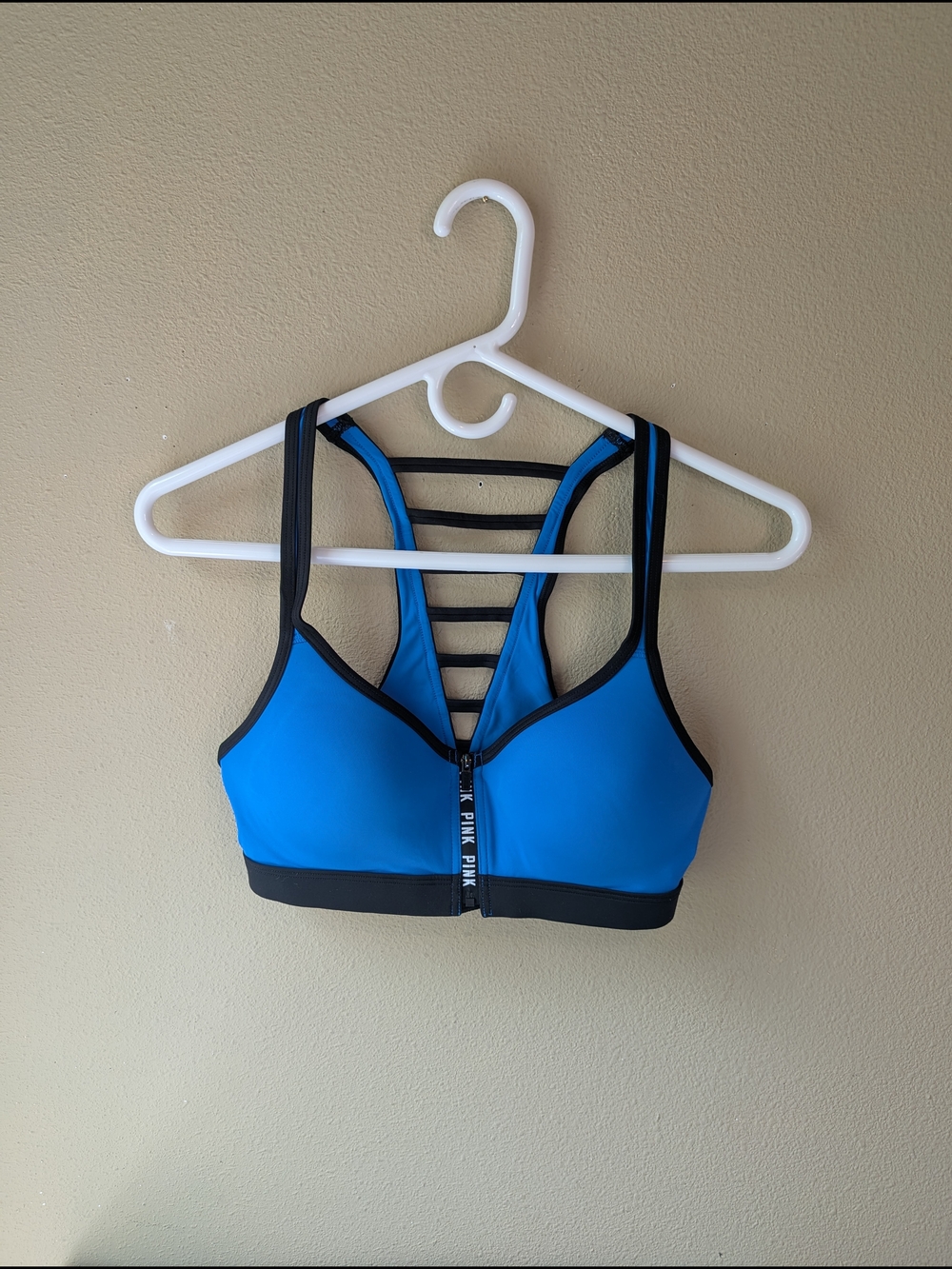 PINK Victoria's Secret Ultimate Push Up Blue Strappy Sports Bra with Black Trim